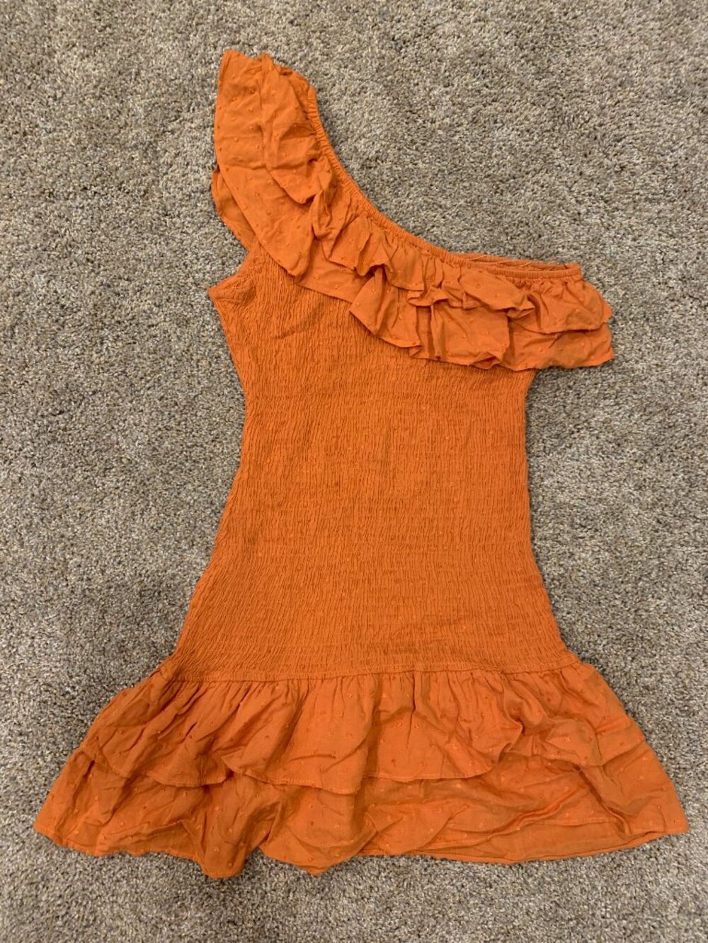 Burnt Orange Dress with Ruched Bodice and Ruffled One-Shoulder Silhouette Size S - Picture 4 of 5